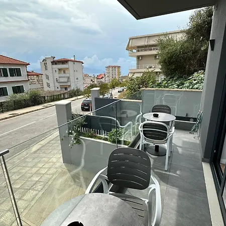 Hotel apartamentowy Marto Saranda