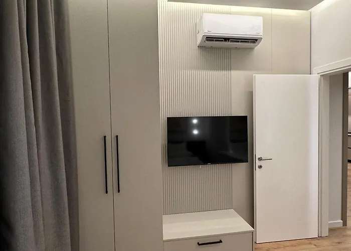 Marto Aparthotel Sarandë