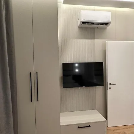 Marto Lägenhetshotell Sarandë