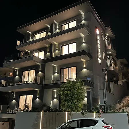 Lägenhetshotell Marto 3*